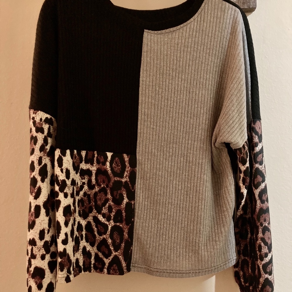 Leopard and color block long sleeve top